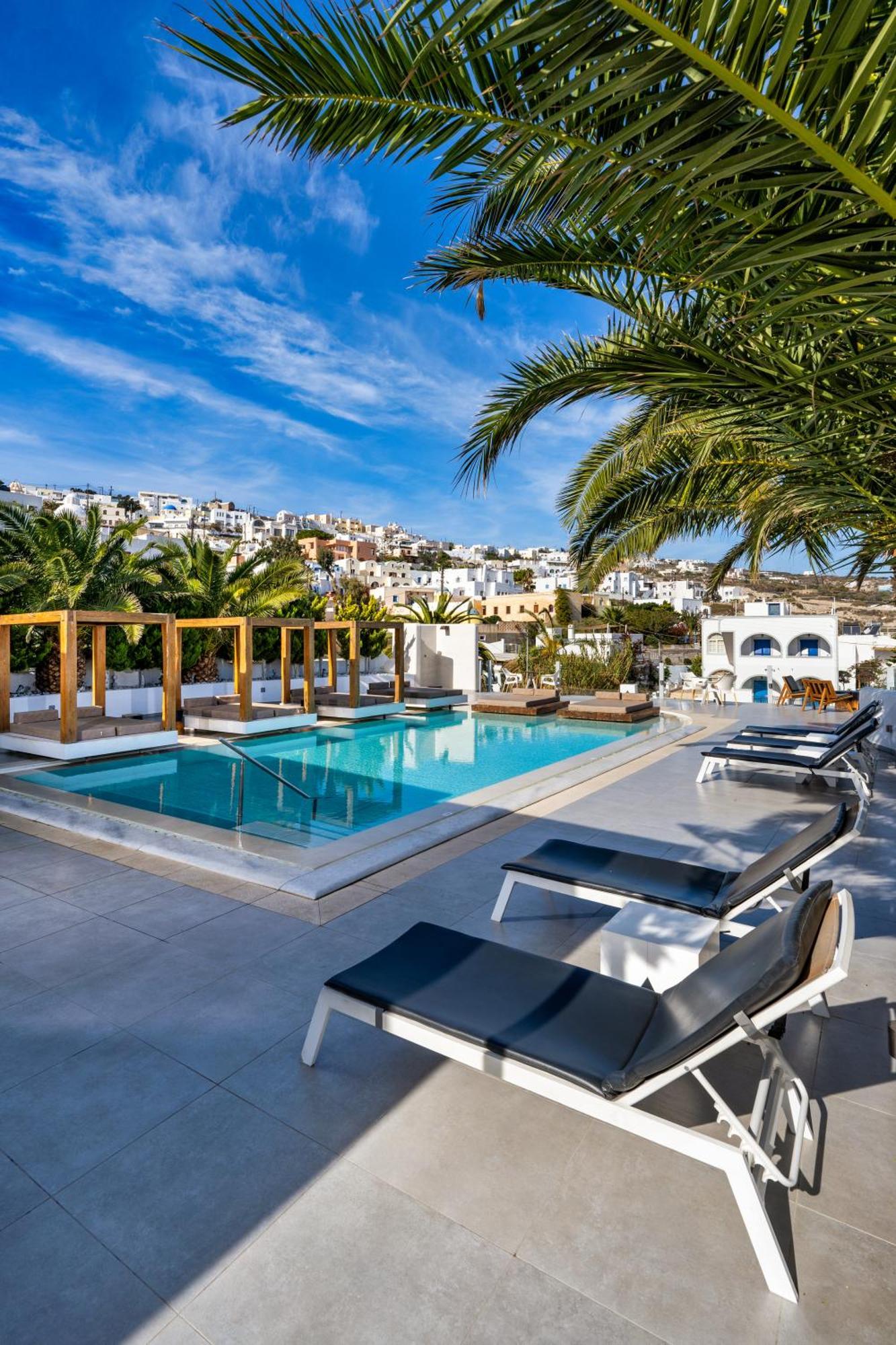 Callia Retreat Suites - Adults Only Fira  Dış mekan fotoğraf